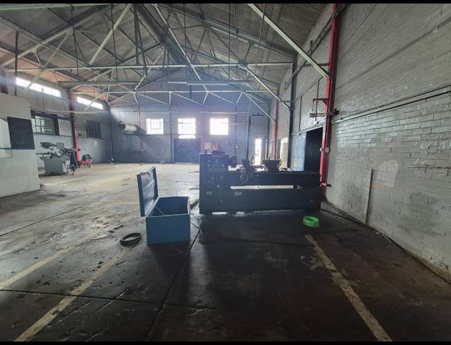 400M² WAREHOUSE TO LET IN LUIPAARDSVLEI